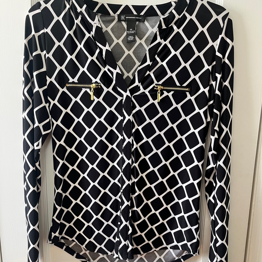 Women’s top INC